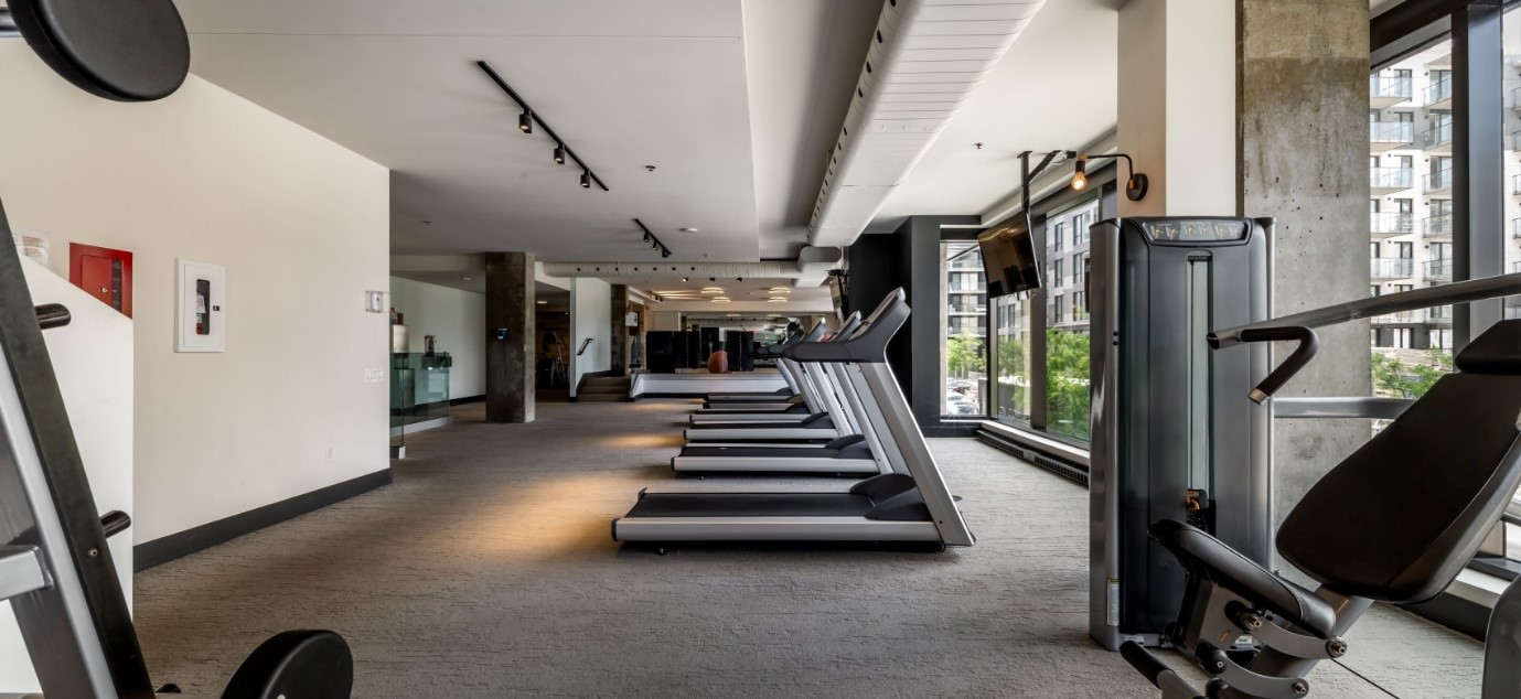 تاثیر امکانات ساختمان بر قیمت واحد